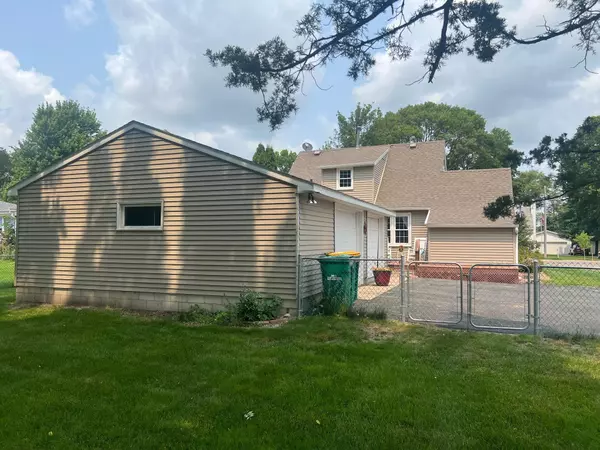 Litchfield, MN 55355,344 E 5th ST