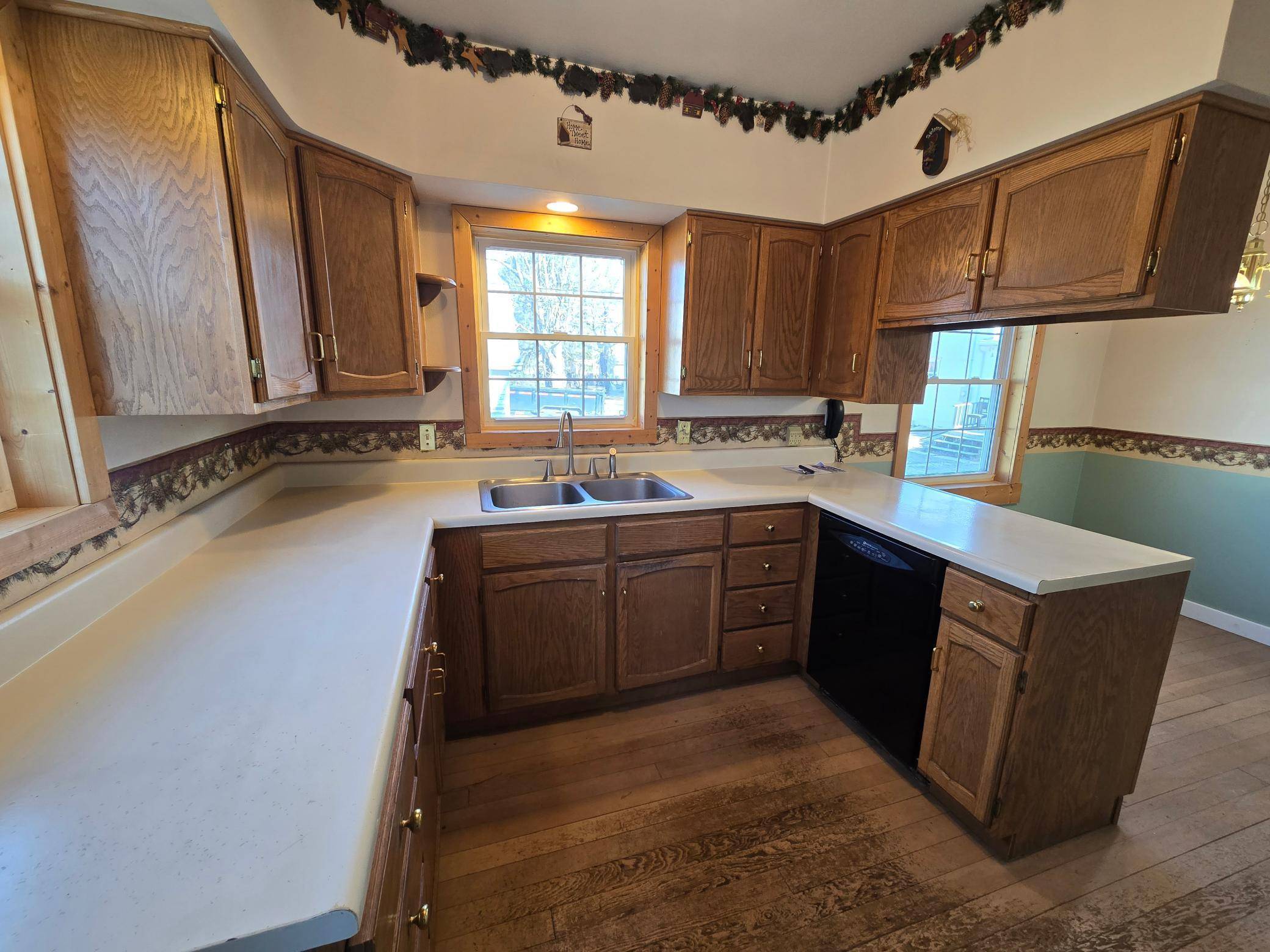 Pipestone, MN 56164,219 4th ST SE
