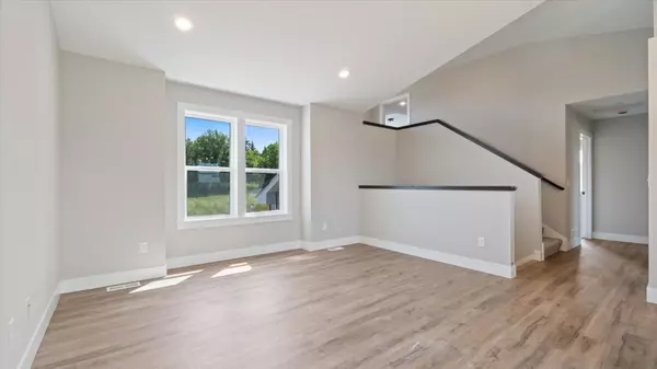 Roberts, WI 54023,257 Dakota Avenue