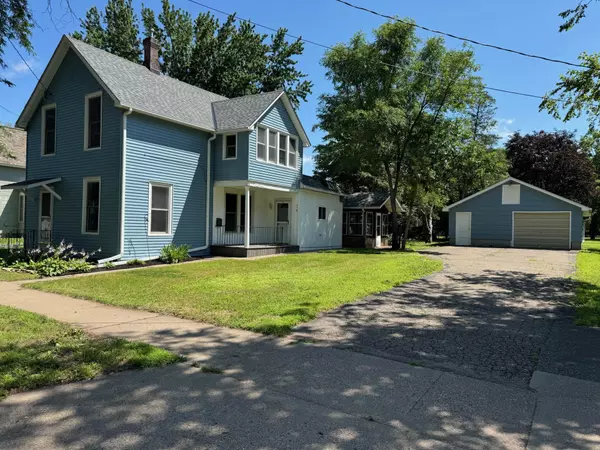 North Hudson, WI 54016,418 4th ST N