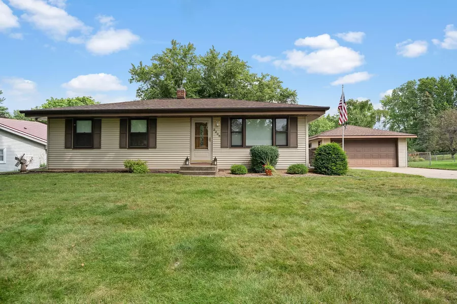 2235 Thomas LN, White Bear Lake, MN 55110