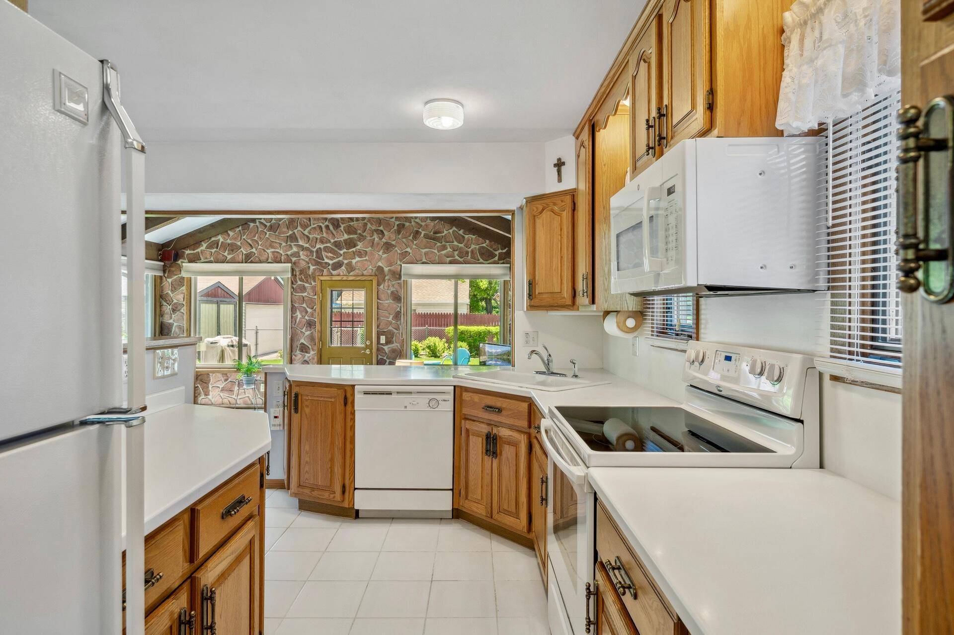 Fridley, MN 55432,660 Marigold TER NE