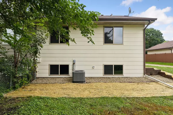 Robbinsdale, MN 55422,4351 France AVE N
