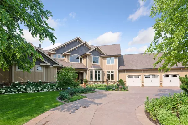 9011 Whisper Creek TRL, Greenfield, MN 55373