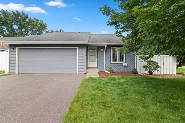 5580 Sheldon ST, Shoreview, MN 55126