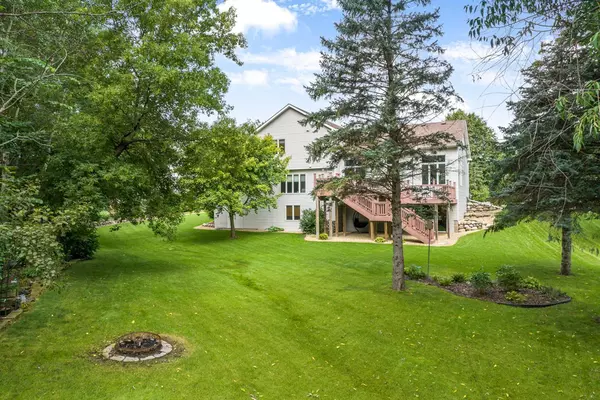 Lino Lakes, MN 55014,526 Linden LN