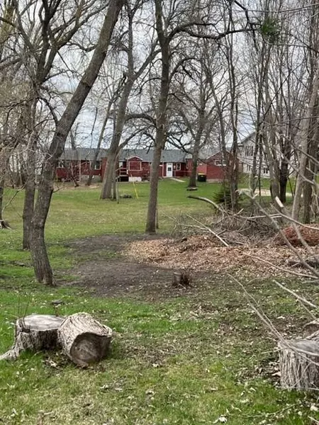 8045 North Shore Dr, Spicer, MN 56288