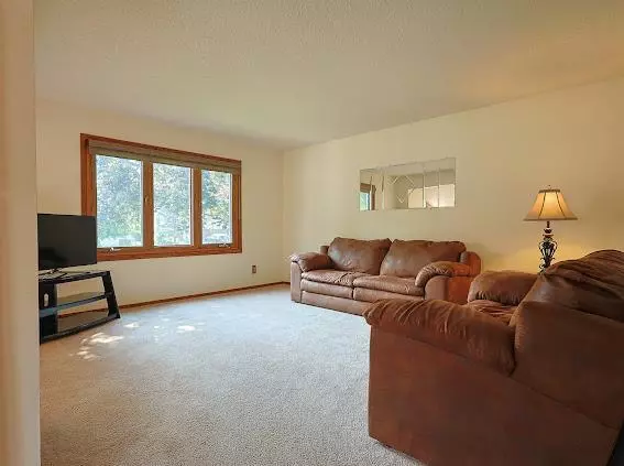 White Bear Twp, MN 55110,5537 Township DR