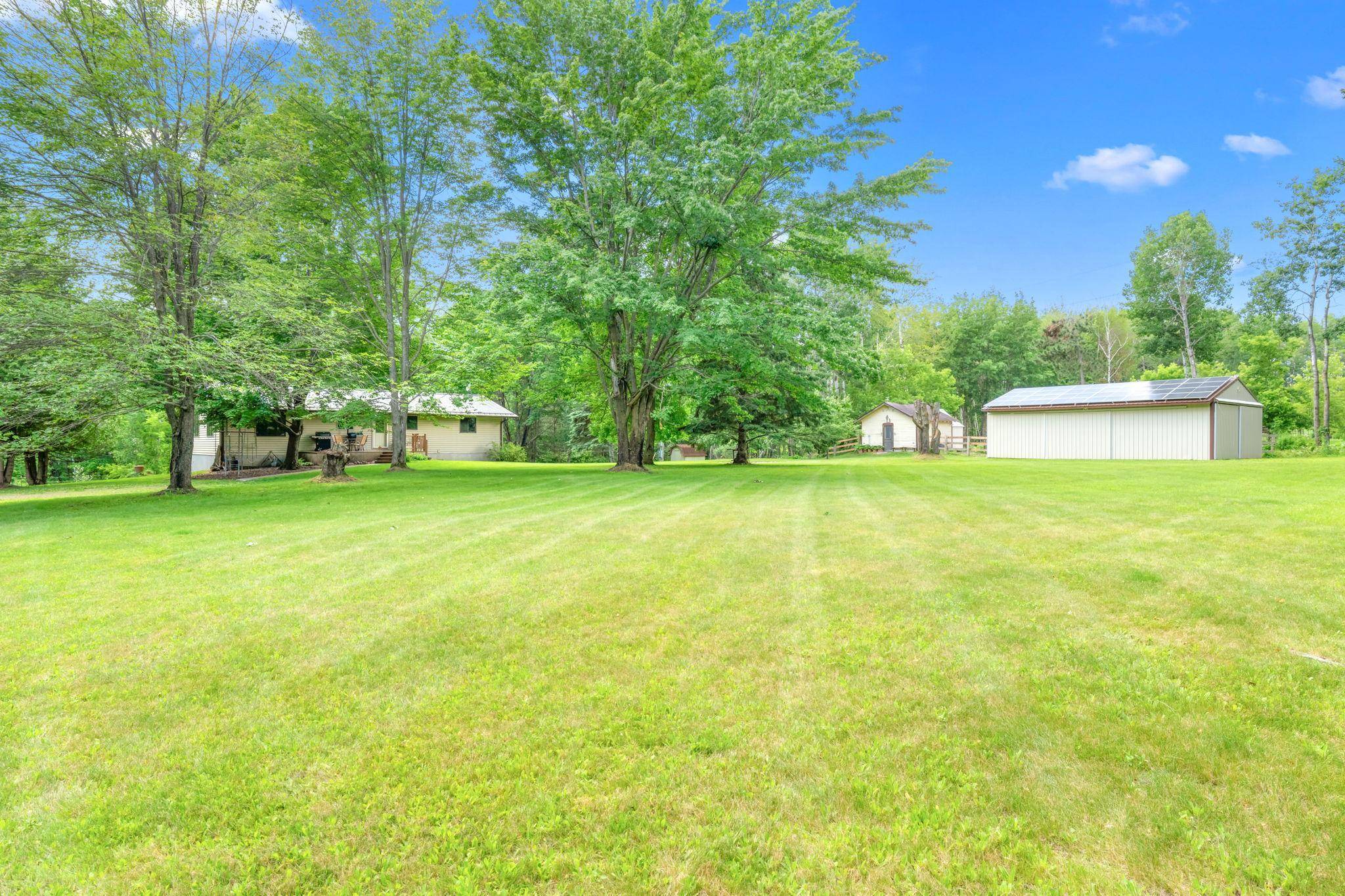 52077 Sjodahl RD, Sandstone, MN 55072