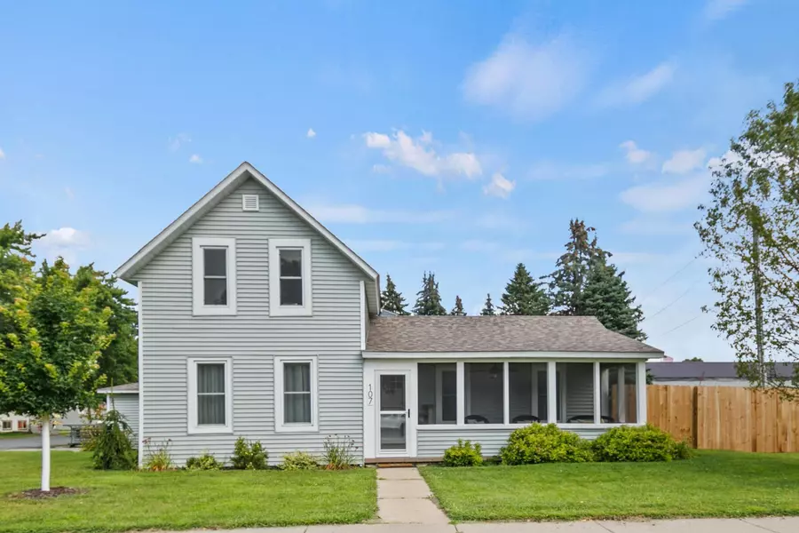 107 1st AVE NW, Medford, MN 55049