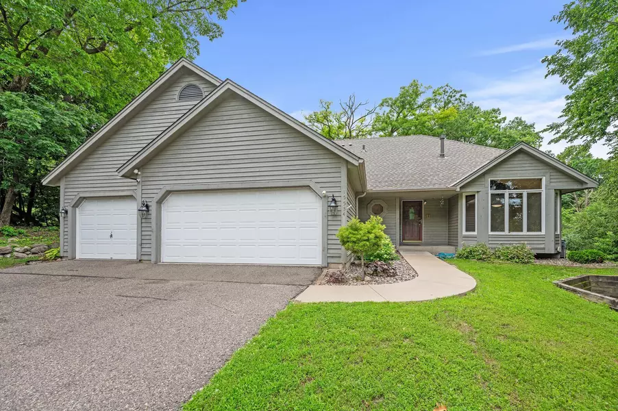 15534 Omega TRL SE, Prior Lake, MN 55372