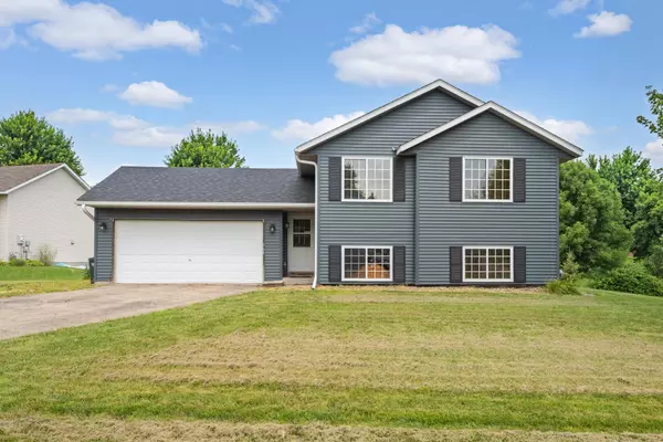 Lonsdale, MN 55046,864 Florida ST SW