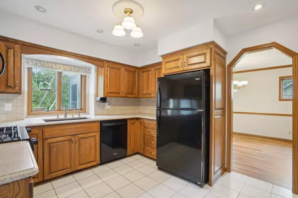 Oakdale, MN 55128,7684 Upper 19th ST N