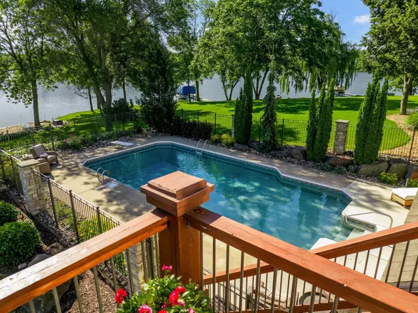 Prior Lake, MN 55372,15707 Island View RD NW