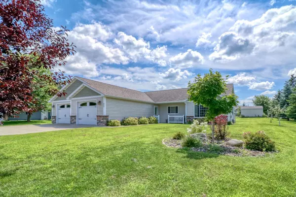 Detroit Lakes, MN 56501,843 Whitetail LN