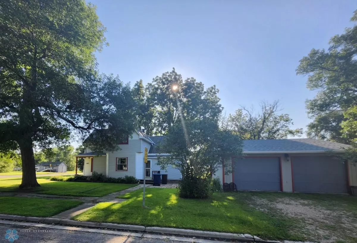 Wyndmere, ND 58081,642 6th ST