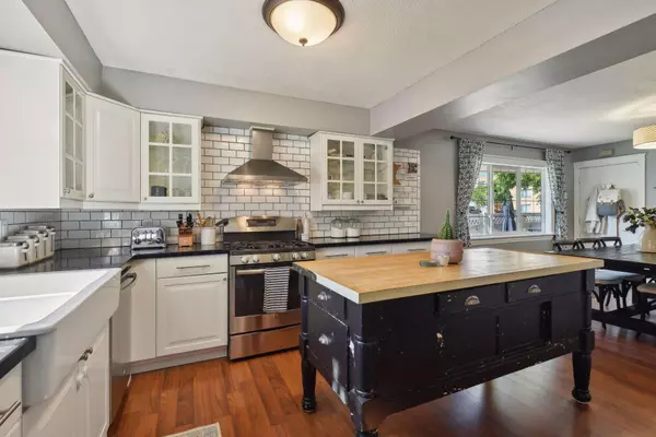 Hopkins, MN 55343,102 7th AVE N