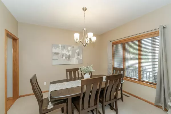 Rochester, MN 55906,1934 Century Valley LN NE