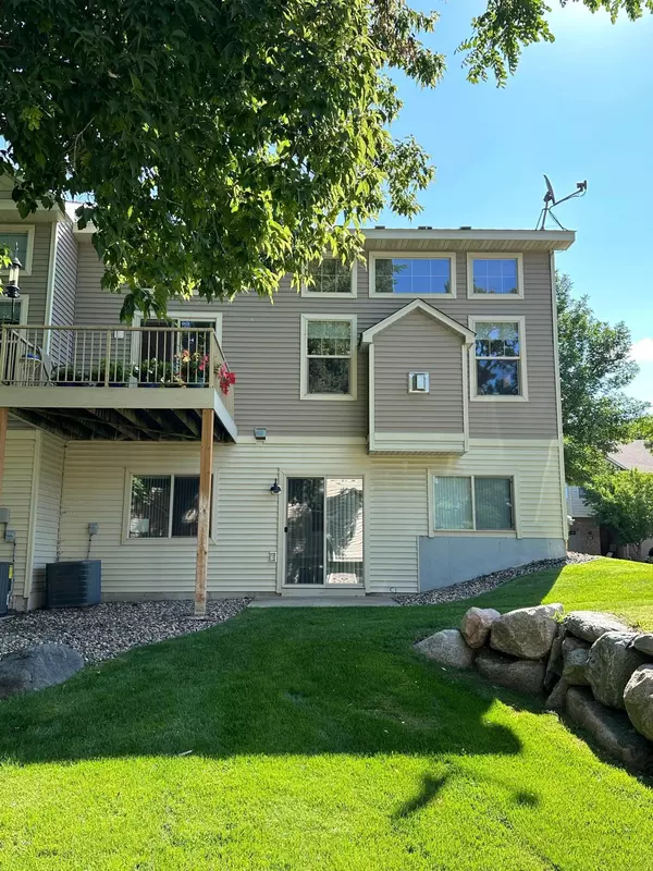 Savage, MN 55378,8315 Cedarview CIR