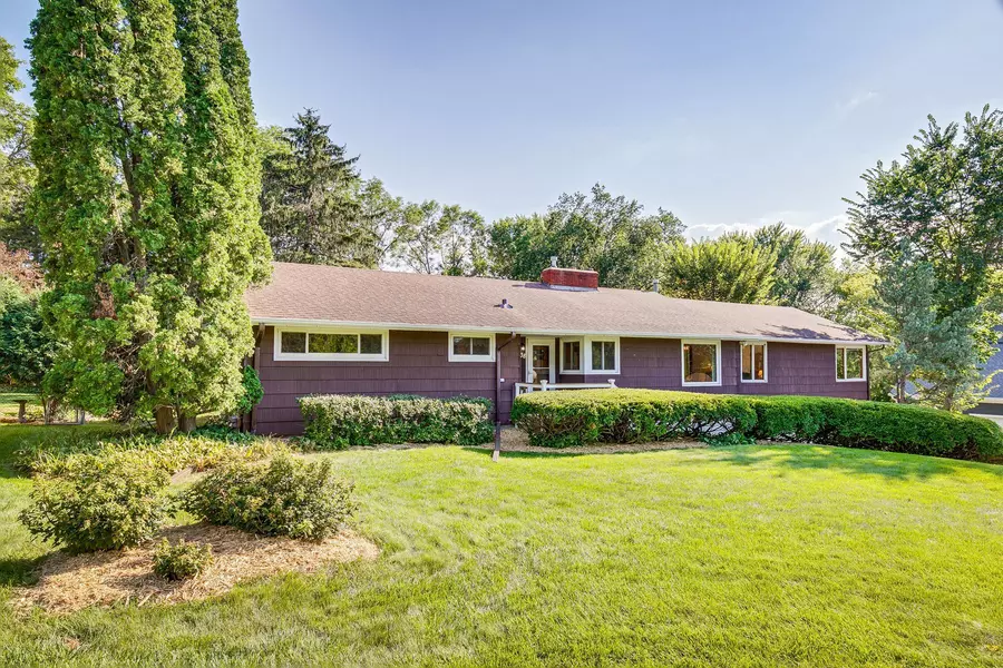 1138 Ingerson RD, Arden Hills, MN 55112