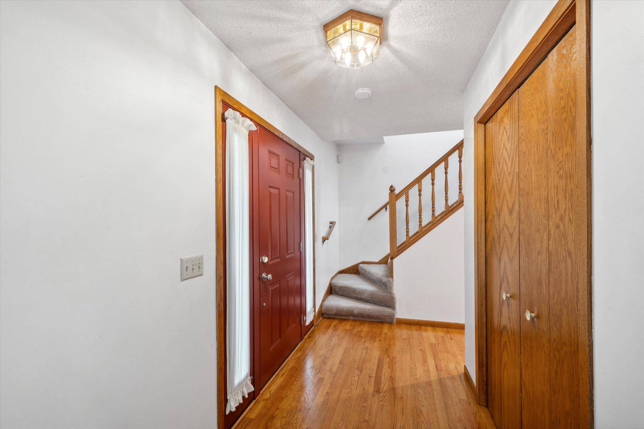 Fridley, MN 55432,141 71st WAY NE