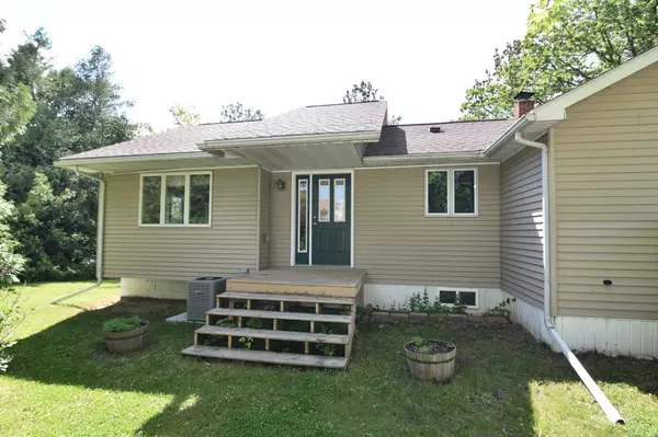 Baudette, MN 56623,205 2nd AVE SE