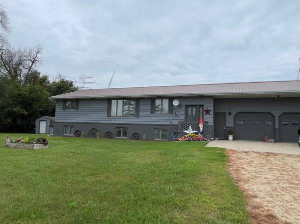 25366 200th ST, Summit Lake Twp, MN 56165