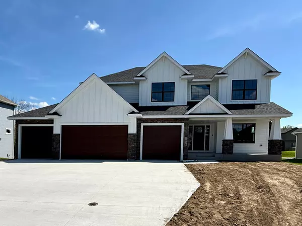 1838 Laramee LN, Centerville, MN 55038