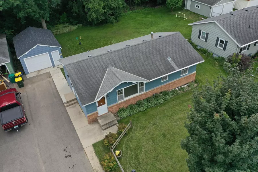 1128 Elizabeth AVE, Willmar, MN 56201