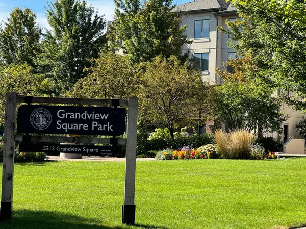 Edina, MN 55436,5275 Grandview SQ #3403