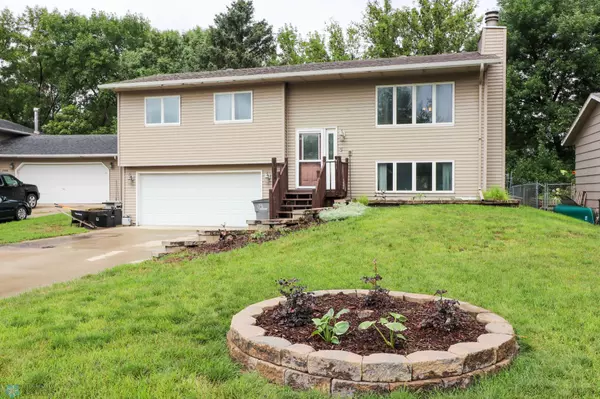 Moorhead, MN 56560,2912 17th AVE S