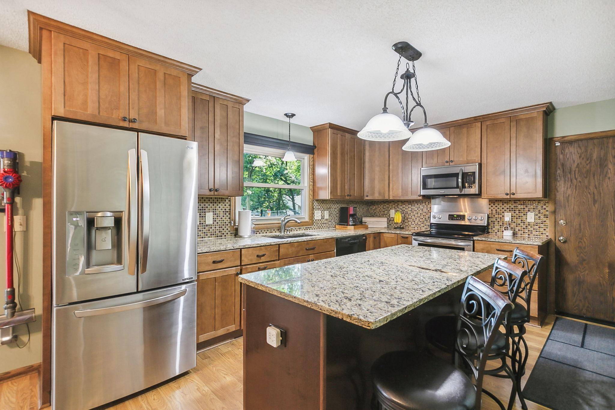 Apple Valley, MN 55124,505 Rimrock DR