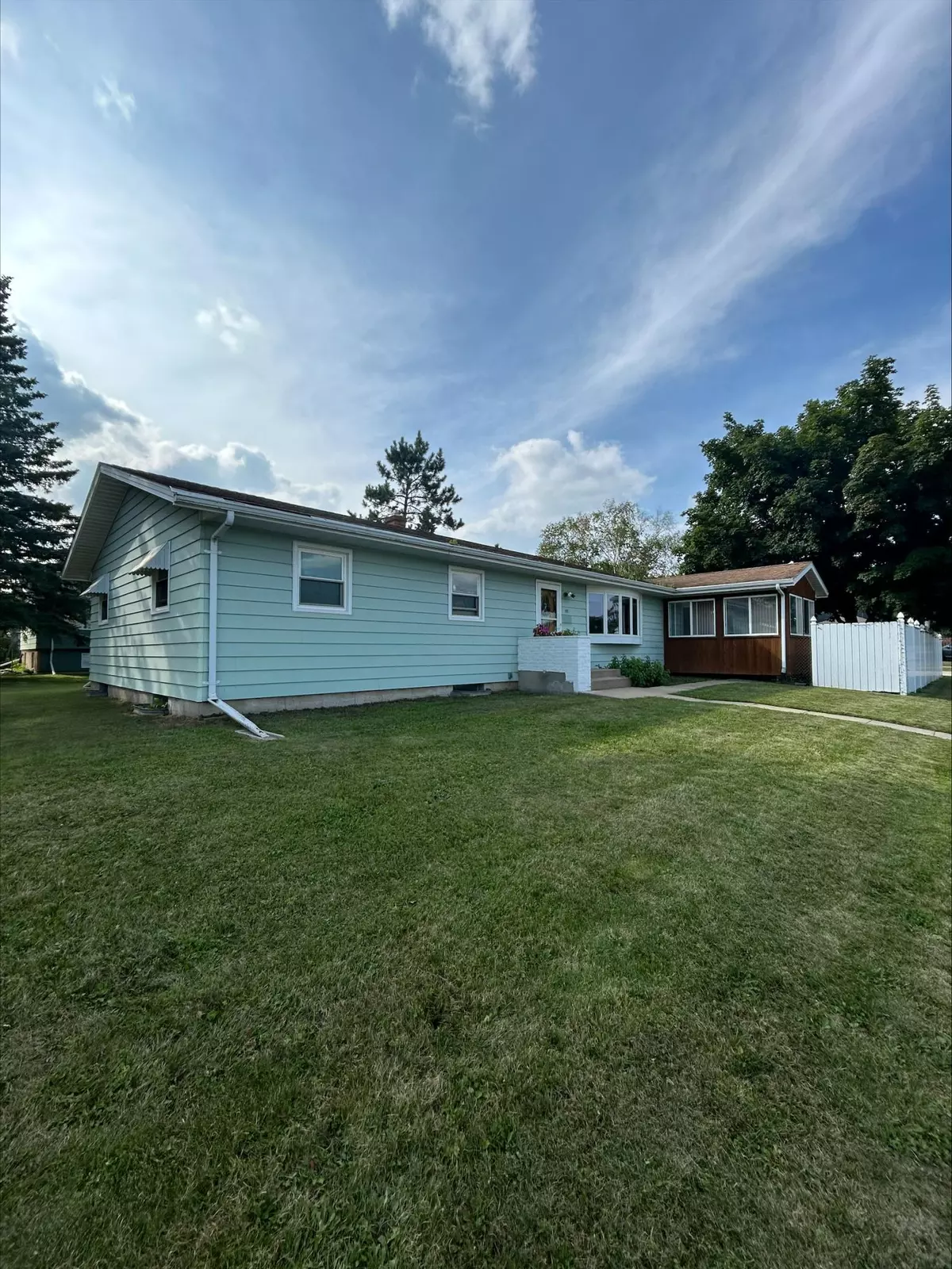 Chisholm, MN 55719,951 1st AVE NE