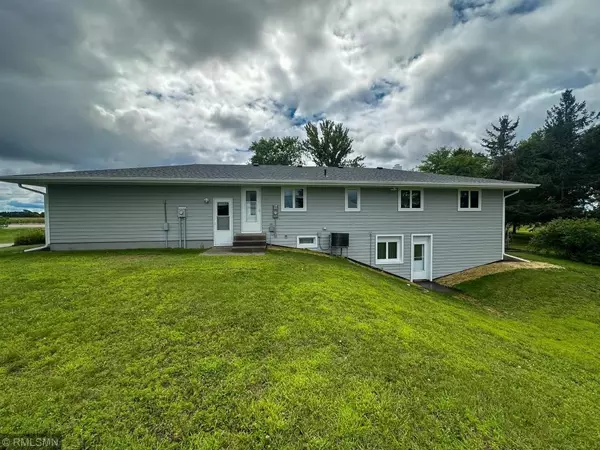 Sartell, MN 56377,2593 6th ST S