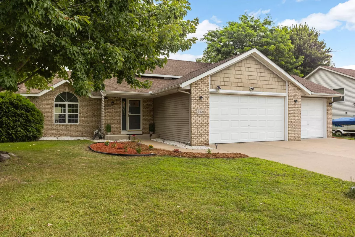 Inver Grove Heights, MN 55076,6421 Coryell CT