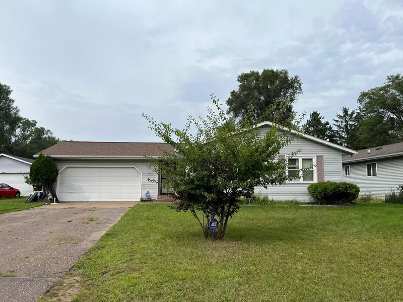 3318 Davey ST, Eau Claire, WI 54703