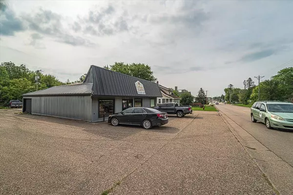 Baldwin, WI 54002,590 10th AVE