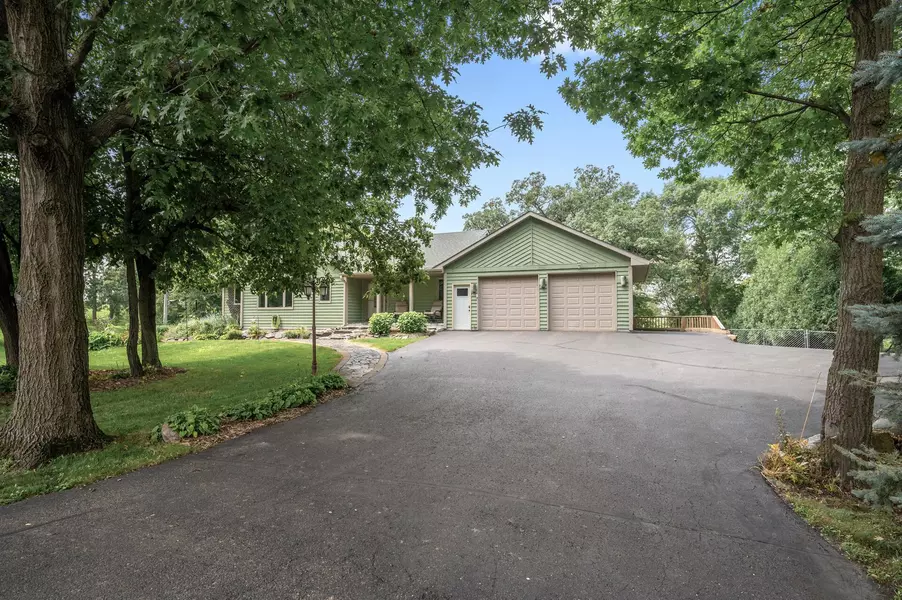 8203 County Road 13 SE, Delano, MN 55328