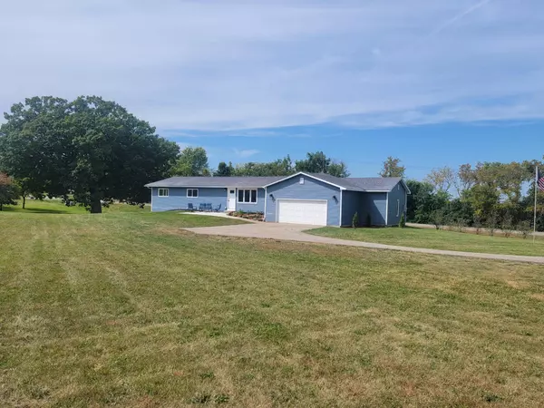 1515 Saint Paul RD, Faribault, MN 55021