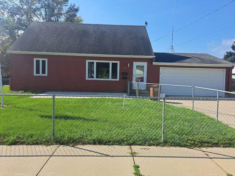 1521 W Clark ST, Albert Lea, MN 56007