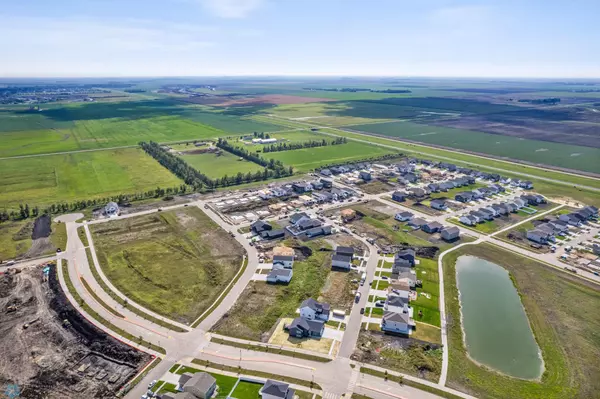 West Fargo, ND 58047,5853 James DR W