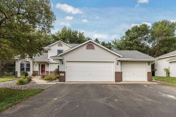 26320 Golden AVE,  Wyoming,  MN 55092