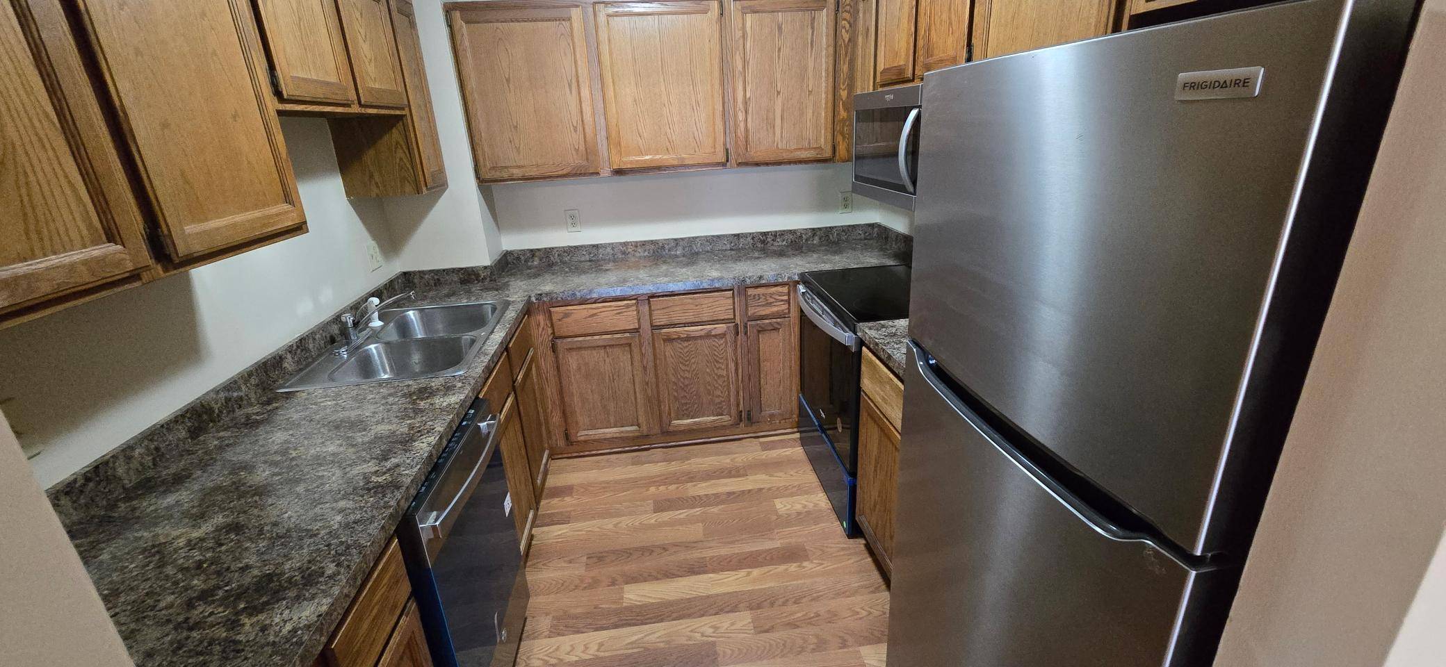Fridley, MN 55432,1513 N Innsbruck DR NE