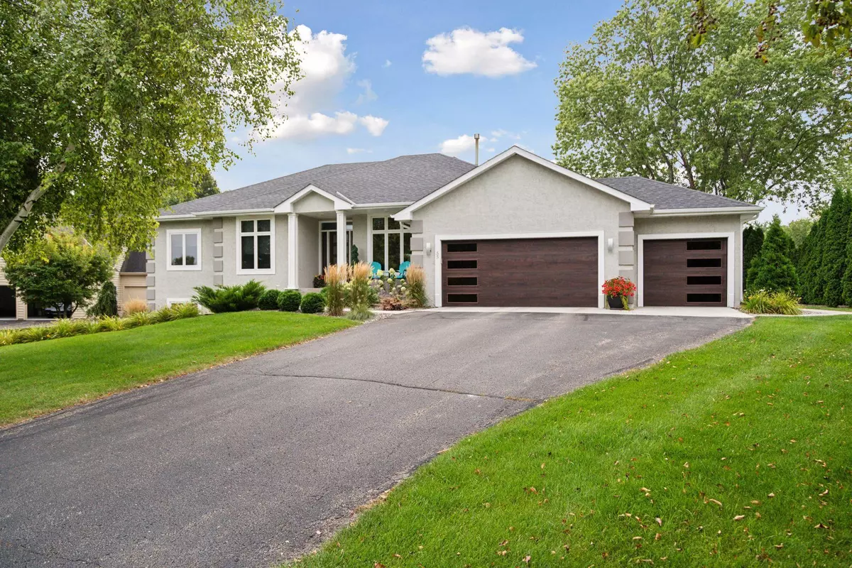 Minnetrista, MN 55364,55 Fairway Ridge DR