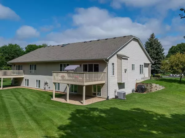 Eden Prairie, MN 55347,17568 Frondell CT