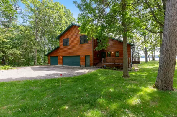 16233 Pine Lure DR, Crosslake, MN 56442