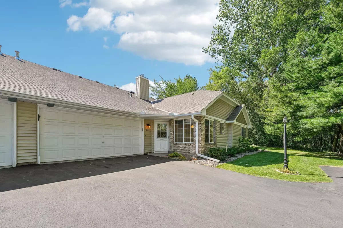 Inver Grove Heights, MN 55076,8371 Copperfield WAY