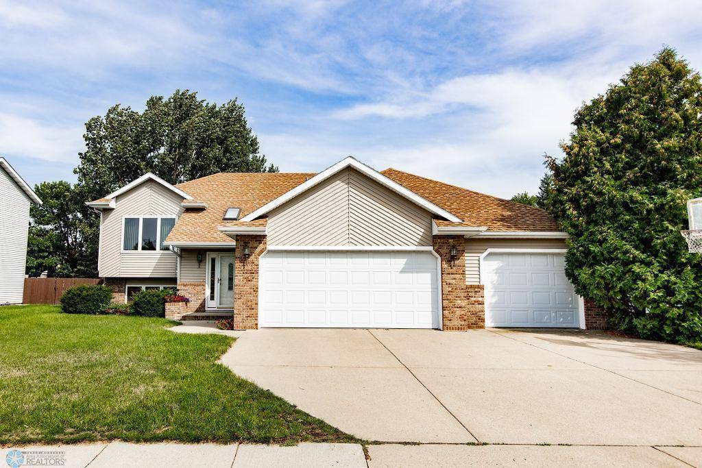 539 10th ST E,  West Fargo,  ND 58078