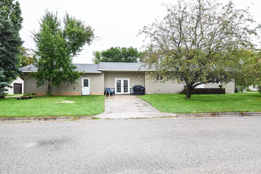102 6th ST SW, Red Lake Falls, MN 56750