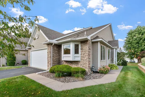 4238 Bristol RUN, Shoreview, MN 55126